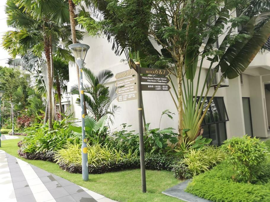 Country Garden Bay Point Homestay By Easyhomestay Johor Bahru Exterior photo